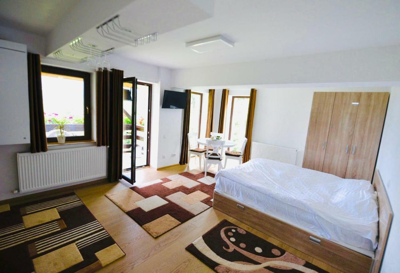 Nature House Predeal Luaran gambar